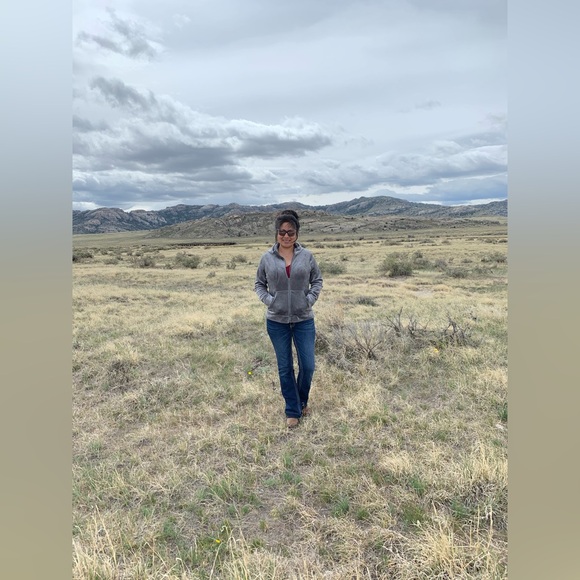 LIKE AND SHARE, GET NOTIFIED WHEN I GO LIVE - Picture 5 of 16